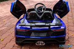 Xe ô tô điện lamborghini có sơn LT-998