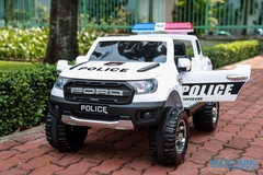 Xe ô tô điện cảnh sát cho bé 9588