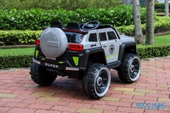 Xe ô tô điện địa hình cho bé DM-7688