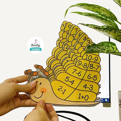 Học liệu Toán học đầu đời cho bé - My first Maths Busy Book.