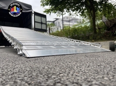 Thang Nhôm Trượt Đồ Sự Kiện