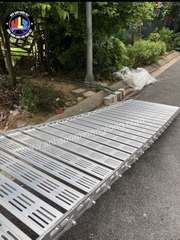 Thang Nhôm Trượt Đồ Sự Kiện