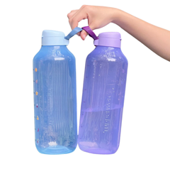 Bình Nước Tupperware 2L Có Vạch Chia Motivation