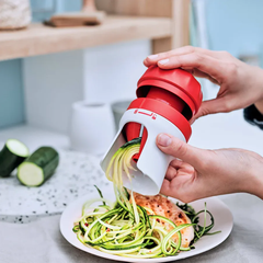 Dụng cụ Nạo sợi rau củ Tupperware (cái)