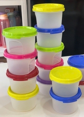 Set 4 Hộp Tròn 200ml ( màu ngẫu nhiên )