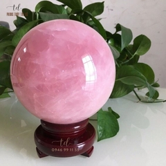 Quả cầu thạch anh hồng 5.6 - 5.79 kg