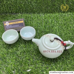 Bộ Ấm Chén Cao Cấp pha trà bằng gốm sứ có kèm hộp đựng có quai xách, Ấm dung tích 160ml, Thích hơp đi du lịch dã ngoại