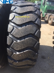 Lốp bố kẽm 23.5R25** ARMOUR