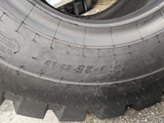 Lốp 23.5-25 hiệu MRF Ấn Độ