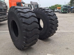 Lốp theo xe 23.5-25 nhãn hiệu XCMG,