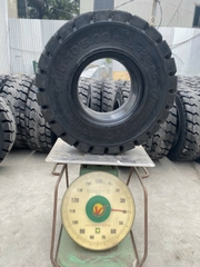 Lốp đặc xe nâng các loại