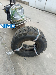 Lốp 23.5/70-16 hiệu AOSO