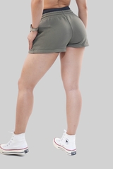 QUẦN SHORT NỈ EMPOWHER - XANH RÊU