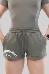 QUẦN SHORT NỈ EMPOWHER - XANH RÊU