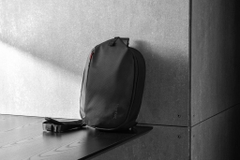 tui-deo-vai-tomtoc-usa-meta-oculus-quest-2-sling-bag-g40m1d1