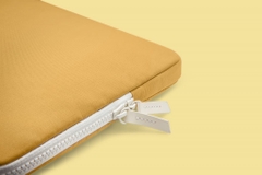 tui-chong-soc-tomtoc-usa-organized-corner-armor-pouch-macbook-air-pro-13-a23-c02