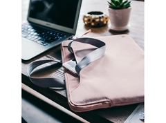 tui-xach-chong-soc-tomtoc-usa-slim-handbag-macbook-pro-air-13-14-ultrabook-13-a2