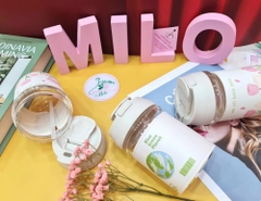 Bình nước thủy tinh họa tiết hoa tulip kèm dây đeo ngọc trai - 400ml