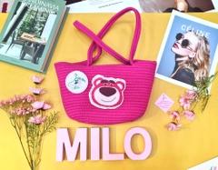 Túi đan thủ công đeo vai gấu dâu Lotso cute màu hồng