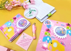 Sổ tay hoạt hình cute nhiều màu kèm bút móc khóa - Cute laptop