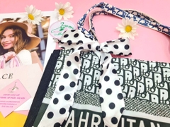 Túi xách họa tiết Dior thổ cẩm (màu đen)