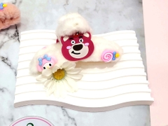 Kẹp tóc lông charm gấu dâu Lotso và Cinnamoroll