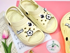 Dép sục hở mũi có quai hậu kèm sticker cute