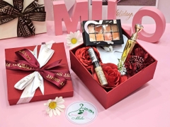 Hộp quà size 3 có hoa nến (14cm x 14cm x 7cm) - mẫu 3