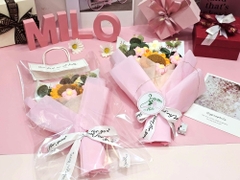 Bó hoa bằng len hand made full túi (kèm đèn) - màu hồng
