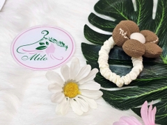 Cột tóc đính nơ hoa + tai thỏ (màu trà sữa) - kiểu 3