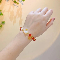 Lắc tay phong thủy hạt ngọc đỏ mix thỏ ngọc
