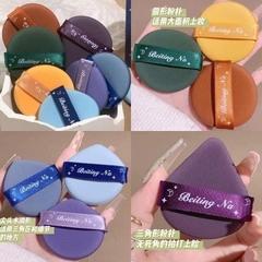 Set 7 miếng bông makeup kèm hộp nhựa