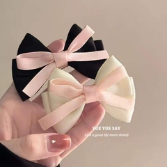 Kẹp tóc nơ đôi trắng, đen (set 2 cái)