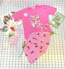 Set áo Quảng Châu gấu dâu lotso xẻ vạt phối quần short phồng kèm nơ xinh xắn