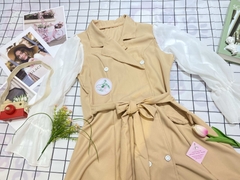 Đầm cổ vest cột eo tay dài phối voan