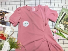 Đầm body tay bo xoắn eo - màu hồng