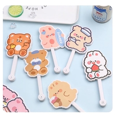 Quạt nhựa cầm tay xếp lại hình cute