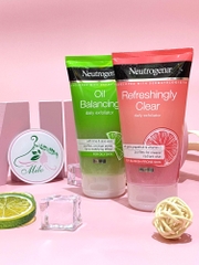 Sữa rửa mặt Neutrogena Oil Balancing Daily Exfoliator - 150ml (Xanh lá)