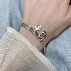 Vòng tay đôi phối chuông và họa tiết