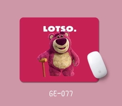 Tấm lót chuột hình gấu dâu Lotso