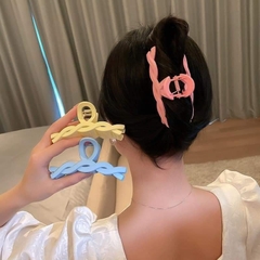Kẹp cua nhựa mix màu, nhiều kiểu
