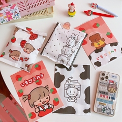 Túi giấy lụa trái dâu hoạt hình (14.5cm x 21cm)