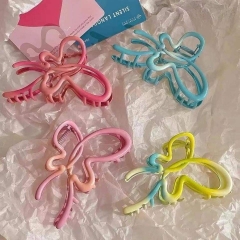 Kẹp tóc bướm màu loang (Size to)