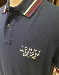 Polo Tommy Regular cổ trắng đỏ