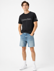 Thun Calvin Klein đen chữ khối