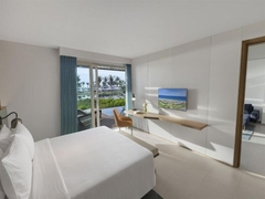 Alma Resort Cam Ranh