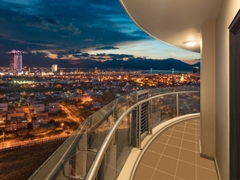 Khách sạn Altara Suites Đà Nẵng