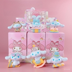 Bộ 6 Mô Hình Thỏ Trắng Cinnamoroll Tai Dài Siêu Ngộ Nghĩnh, Mô Hình Cao 7cm, Decor Trang Trí, Bộ Sưu Tập Nhân Vật