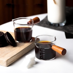 Cốc đong cà phê Espresso 2 miệng thuỷ tinh chịu nhiệt - BEE013