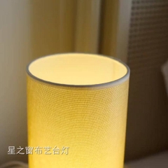 Đèn Led để bàn phòng ngủ điều khiển từ xa phong cách Bắc Âu - BEE074